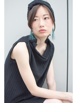 ノイン(noine) 上質なアクセサリーが女度を上げる。