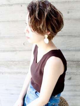 バース(BIRTH) 天神【BIRTH】耳掛けショート×ラフカール 2