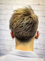 銀座マツナガ 新宿野村ビル店&nbsp;スキンフェード×ツーブロ×束間