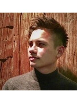 ビュート ヘアー ジョージ(Beaut Hair GEORGE) 短めソフモヒツーブロック 社会人の方でも メンズカット 吉木