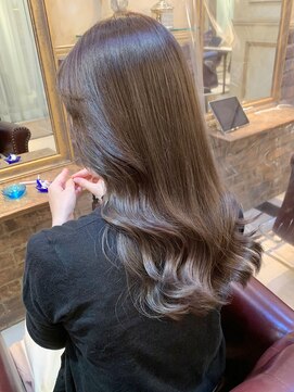 エレン バイ アルティナ(Ellen by artina) AWくすみカラー×韓国巻き【Ellen新宿】