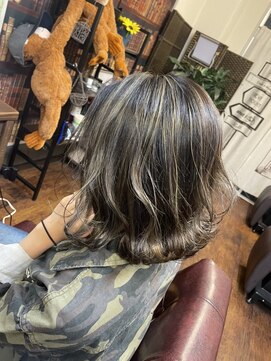 アズスペース シークエフエム 西八王子(As Space Siq FM) ハイライトカラーのボブスタイル/ブリーチ/西八王子/高尾/目白台