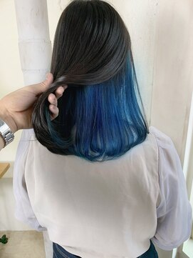 アールプラスヘアサロン(ar+ hair salon) インナーカラーディープブルー
