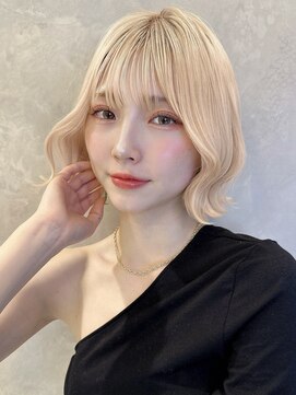 トルネード(TORNADO) くびれボブ 顎ラインボブ 外ハネボブ 韓国ボブ ハイトーン