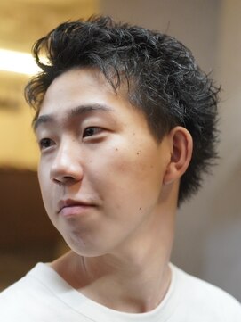 ノーエン(noen) ビジネスショートメンズマッシュツイストパーマツーブロック