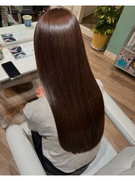 フローリア(flowria) ウル艶ロング