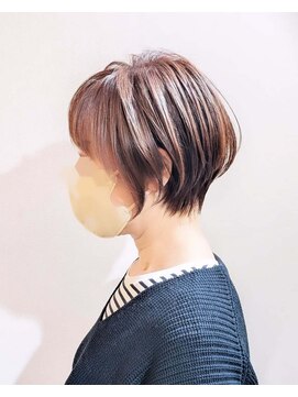 クセッテ(kusette) トップの分け目がない大人ショート