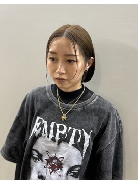 ペルソナ(PERSONA) 『前髪で遊ぶ』大人のショートボブ