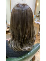 美容室 アイディー i-dee&nbsp;アッシュベージュカラー