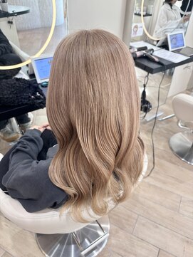 アーチバイケンジ(arch by kenje) ミルクティーベージュ/ロングヘア/平塚美容室/ブリーチカラー