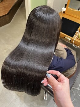 【1月初旬OPEN予定】【髪質解析のプロが叶える】 諦めていたハイダメージも、艶めく理想の髪へ。