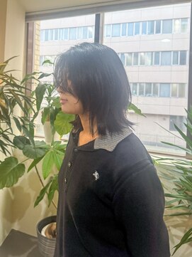 クリック(Click) 黒髪/クラゲヘアー/オリーブグレー/小顔/ココアベージュ/小倉