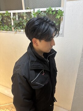 ロマンヤカタ ファース(ROMAN YAKATA fars) 前下がりセンター分け　上窪　2/4