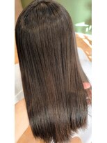 ピンプニー(Pimpny)&nbsp;Pimpny/髪の体力を残す、本質的な質感調整
