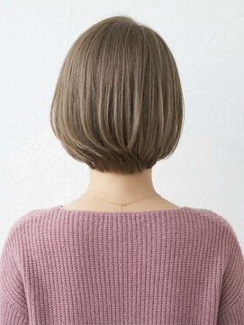 と和×美髪クリニック 巣鴨店 【360度美人】ツヤ感ミルクティーグレージュのまとまりボブ