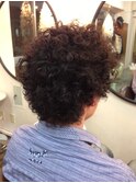 クルクルカーリーアフロちっくなスパイラルパーマヘア