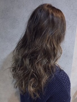 ヘアサロンM 新宿 グラデーションハイライト【担当.miyuki】