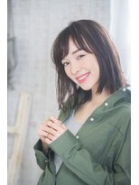 ヴァンクシー バイ ルナ(VANKCY by Luna) グレージュ ひし形シルエット 切りっぱなしボブ 大人かわいい 楽