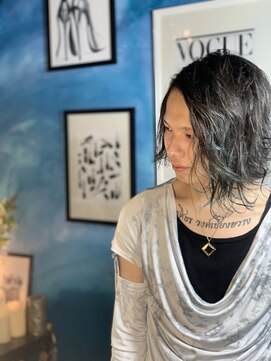 アスイン(asuin) 毛先にグリーン！！イカしてるよね！！