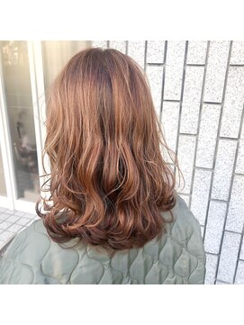 アルマヘアー(Alma hair by murasaki) ランダムハイライトベージュカラー