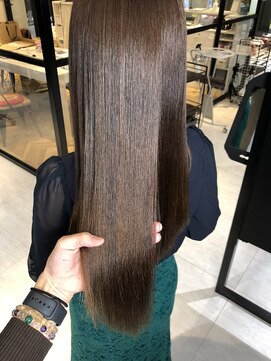 エミュスト(Emuest) 伸ばしかけヘア