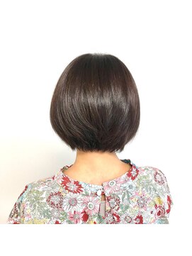 シンシア(CYNTHiA) 髪質改善　艶ボブ