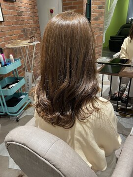 ムーン ティコブラーエ(moon tico brae) 6月オリーブベージュ(似合わせカット/くびれヘア/アースカラー)