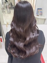 フォルテ 榛原パームス店 くびれヘアアプリコットオレンジ夏ハイライトカラー縮毛矯正静岡