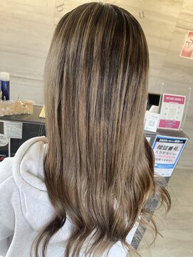 ビーケアーズ リアン(be-cares Lien) ナチュラルバレイヤージュ