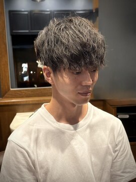 銀座 シノ 本店(shino) メンズ　ツイストパーマ　刈り上げ