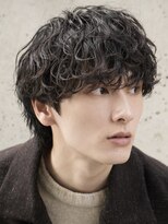 レタッチバイフィフス(RETOUCH by fifth)&nbsp;原宿ルーズパーママッシュ波巻きシャドウメンズパーマ眉毛