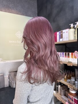 ノーヴァ バイ ボナ 前橋店(nova by bona) White PINK