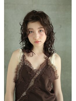 マグノリア(MAGNOLiA)の写真/デザインで印象が変わるMAGNOLiAのオートクチュールパーマ。美容業界で講師を務めるスペシャリストが担当♪