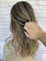 キーマン(KEYMAN)&nbsp;【スジ感！】ハイライトバレイヤージュ！