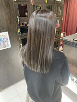 プライズ 錦糸町北口店(prize)&nbsp;ミディアムストレート白髪ぼかしハイライト錦糸町北口