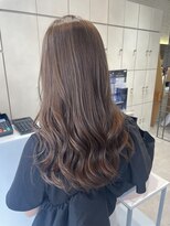 ヴァネッサ VANESSA グレージュカラー ハイライト ロングヘア