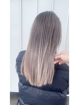 レフバイイルカ 北見(lef by ilka) シャドールーツ