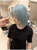 ペールブルー