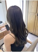 オリーブベージュカラー