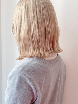 セイドット リー(Say. Ree) Say.外ハネボブブリーチハイトーンアッシュブロンド表参道青山