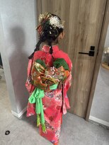 エレ('ele)&nbsp;七五三　ツインポニーテールー