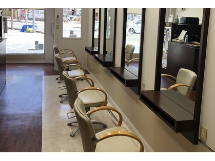 アーク ザ サロン(ARK THE SALON)の写真
