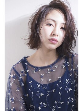 ジジ 栃木本店(Gigi) ふんわりショートボブ