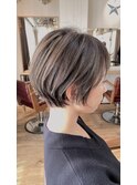 ショートボブ