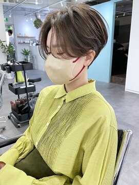 オウル(Owll) 【Owll】大人カワイイ　前下がりコンパクトベリーショート