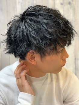 エース(Ace)の写真/頭の形や骨格に合わせて髪を巻いていきます◎セットがしやすく、カッコいいスタイルを叶えます☆