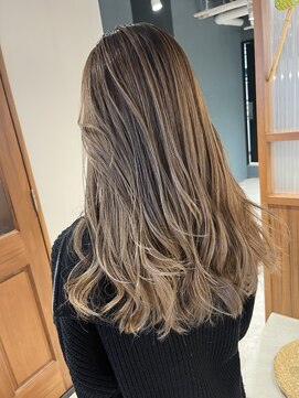 エイトデイズ 三宮駅前店(EIGHT days) Special color0006