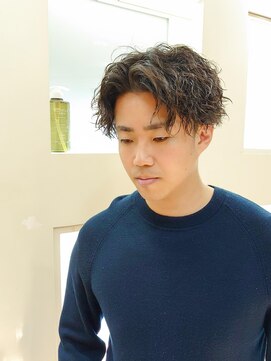 ヒート トウキョウ 目黒店(HEAT TOKYO) ツイスパセンターパートマッシュ波巻きメンズ目黒