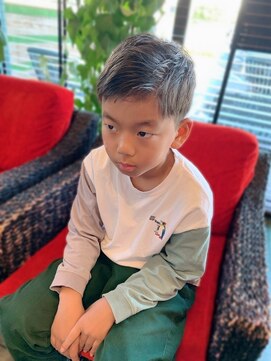 ヘアーワークス ブレーヴ(HAIR WORKS BRAVE) ブロックショート