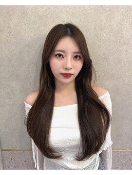 ルームバイシー 新宿(Loom. by Sea) ミニウルフ×チェリーブラウン[夏/イメチェン/韓国/前髪]